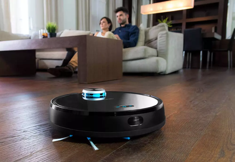 robot vacuum and cleaner